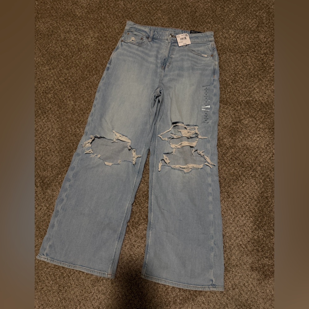American Eagle Outfitters Light Blue High-Rise Jeans